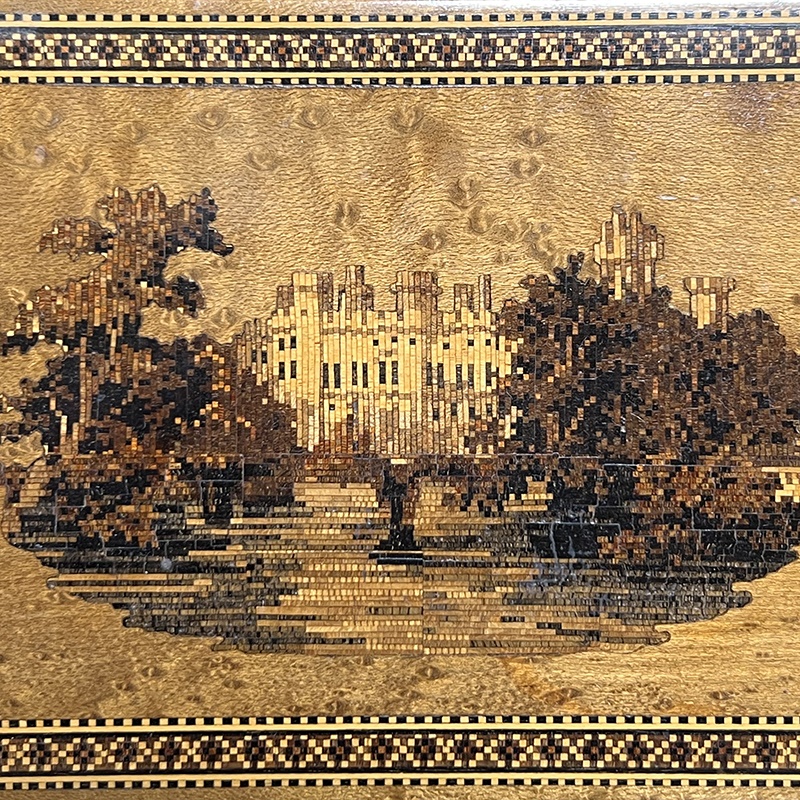 Antiques & Collectors